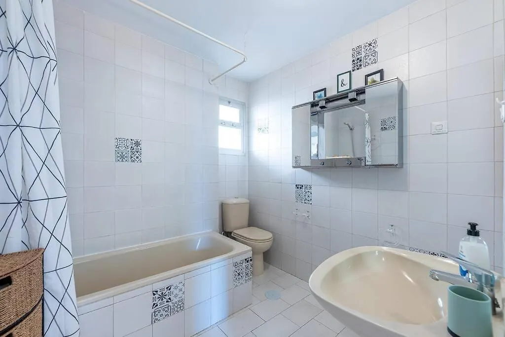 Spacious Apartment With Pool, 3 Min From The Beach Fuengirola 0*,