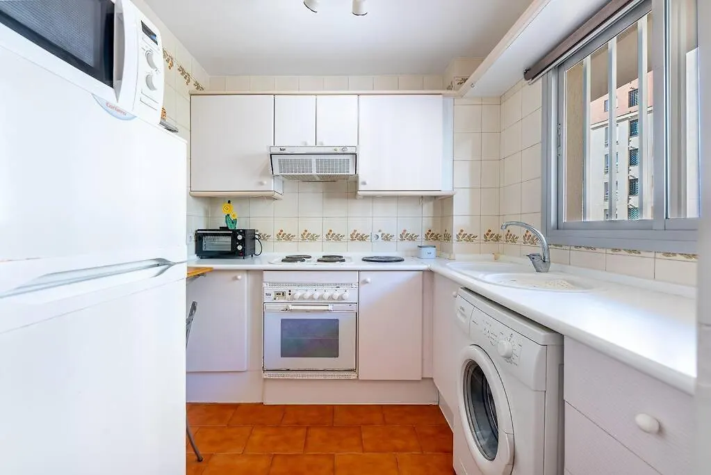 Spacious Apartment With Pool, 3 Min From The Beach Fuengirola