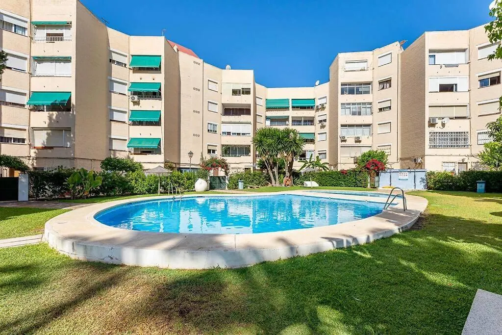 Spacious Apartment With Pool, 3 Min From The Beach Fuengirola