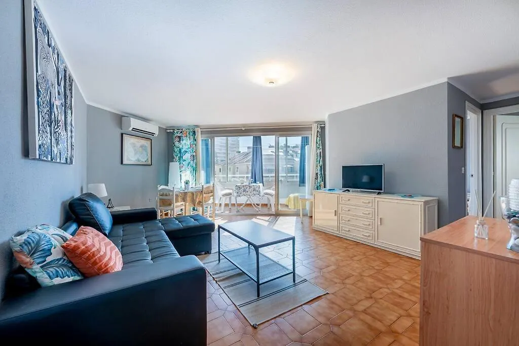 Spacious Apartment With Pool, 3 Min From The Beach Fuengirola